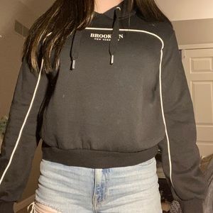 cropped hoodie